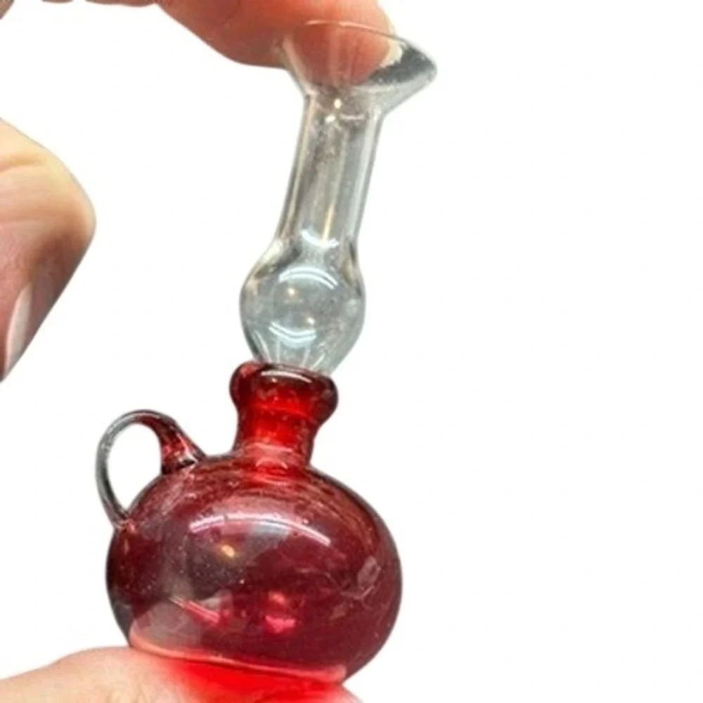 Vintage‎ Miniature Red Blown Glass Vase Tiny Collectible Accent Decor